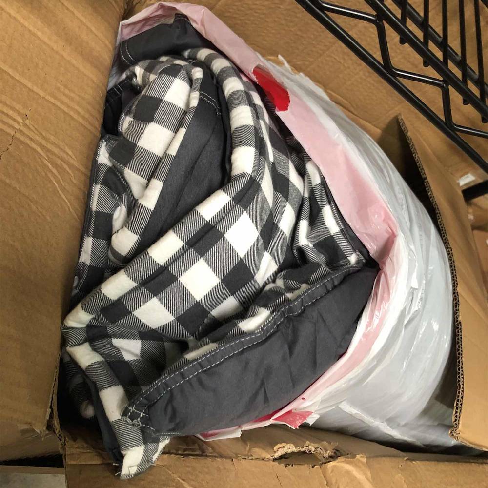 Eddie Bauer Kingston Grey/Checked Cotton/Flannel Reverse Comforter Set-5